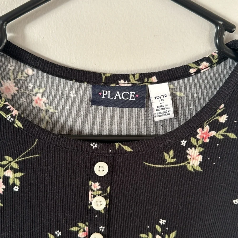 The Children’s Place Black Floral Long Sleeve Thermal L (10/12)